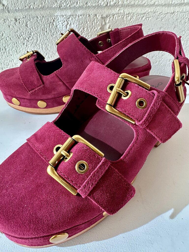 NEW Charlotte Stone Louise Clogs