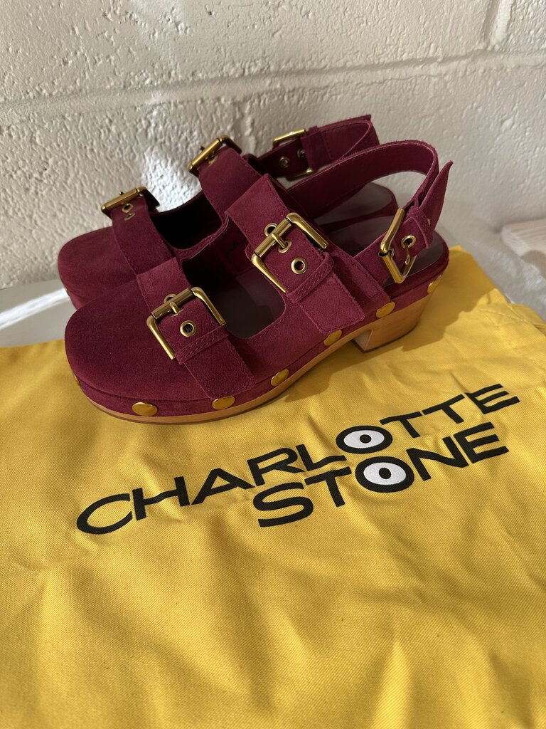 NEW Charlotte Stone Louise Clogs