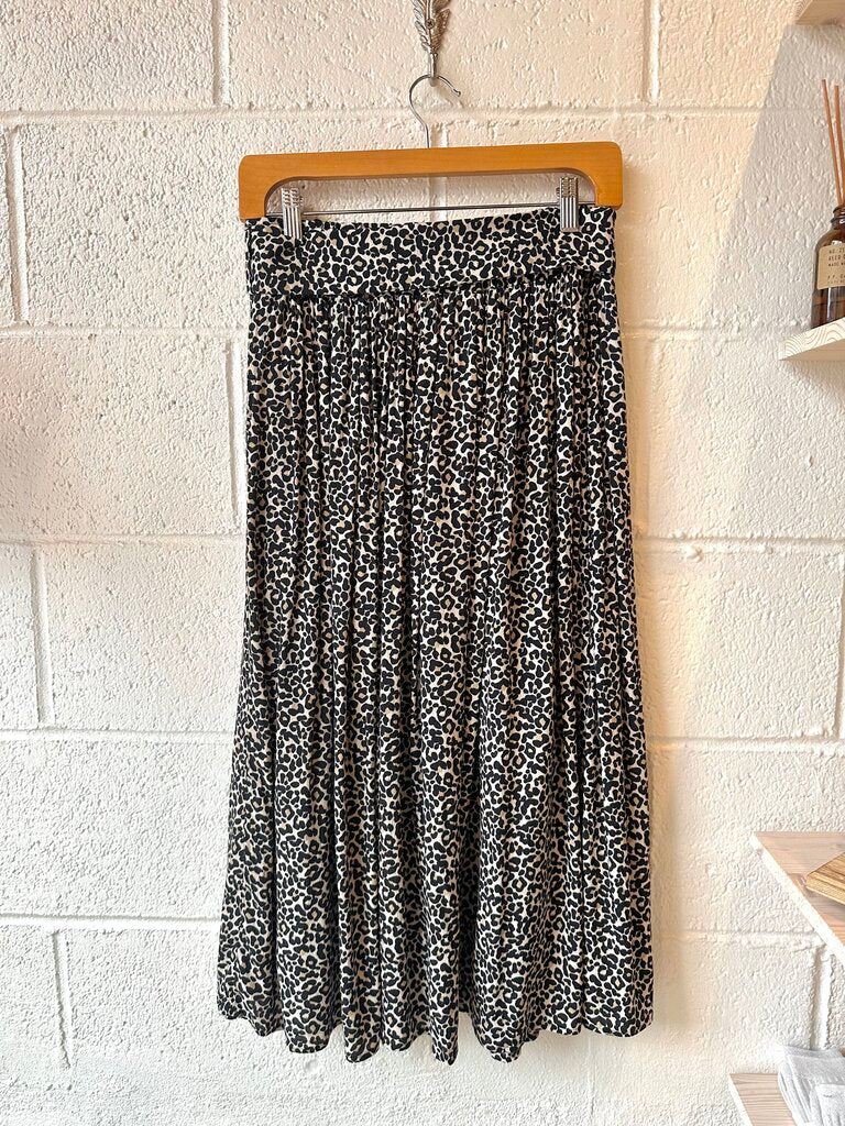 Sezane 'Elie' leopard print midi skirt