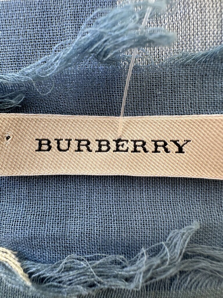 Burberry plaid scarf