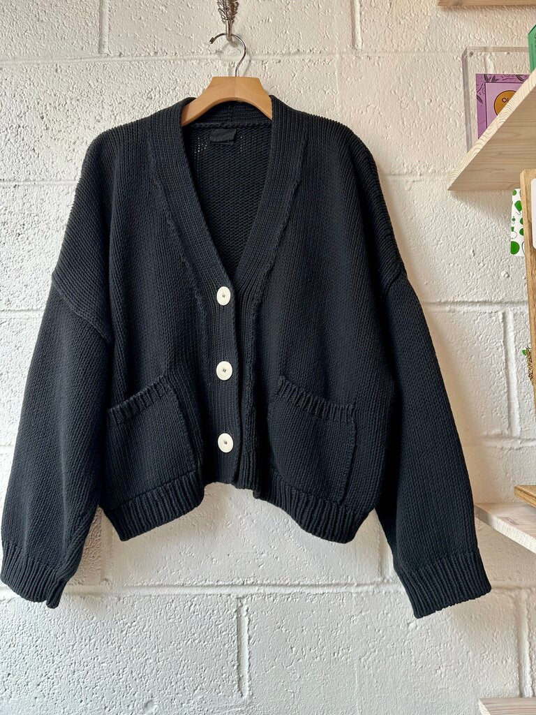 Babaa Cardigan No22 knit sweater