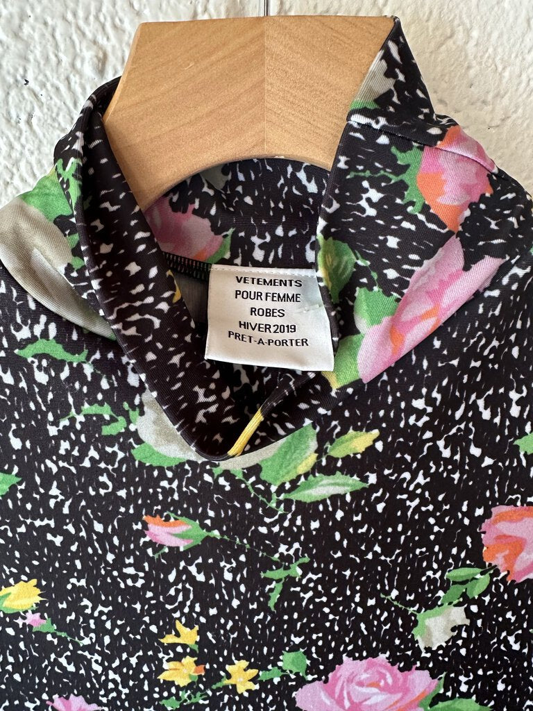 Vetements Floral body con dress