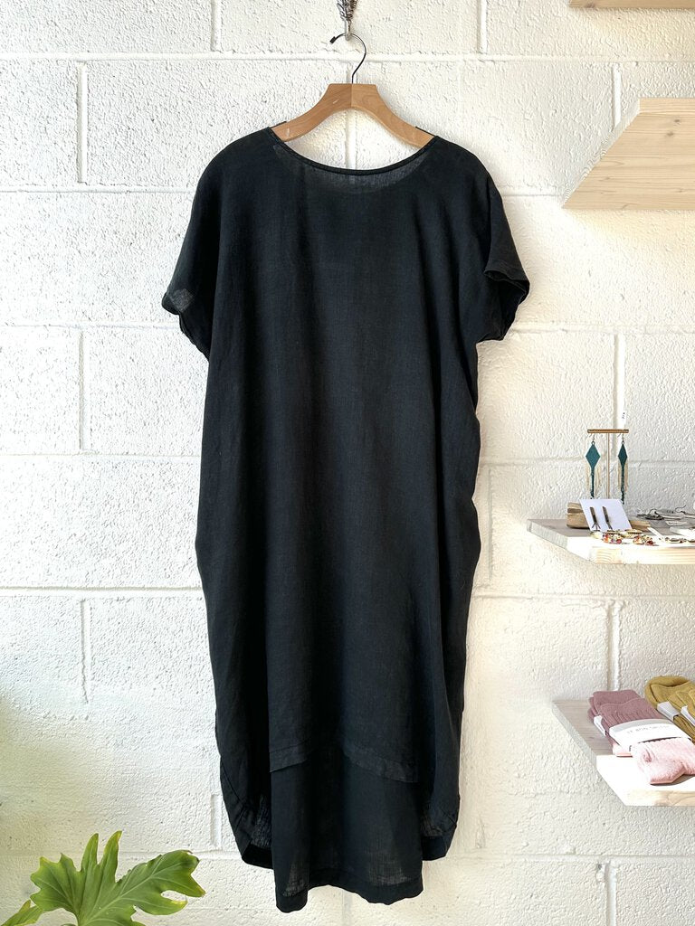 Black Crane line dress