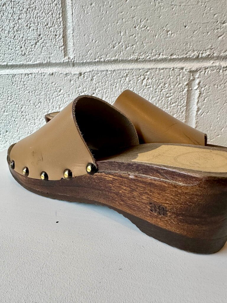 No. 6 Open Toed Wedge Clog