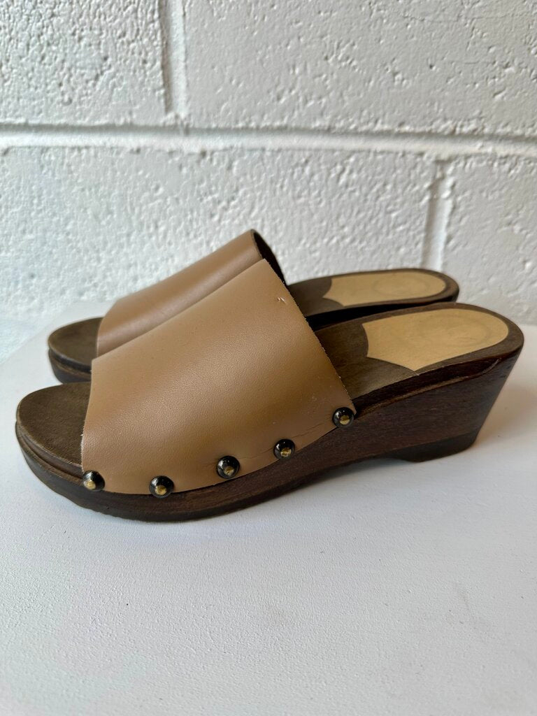 No. 6 Open Toed Wedge Clog