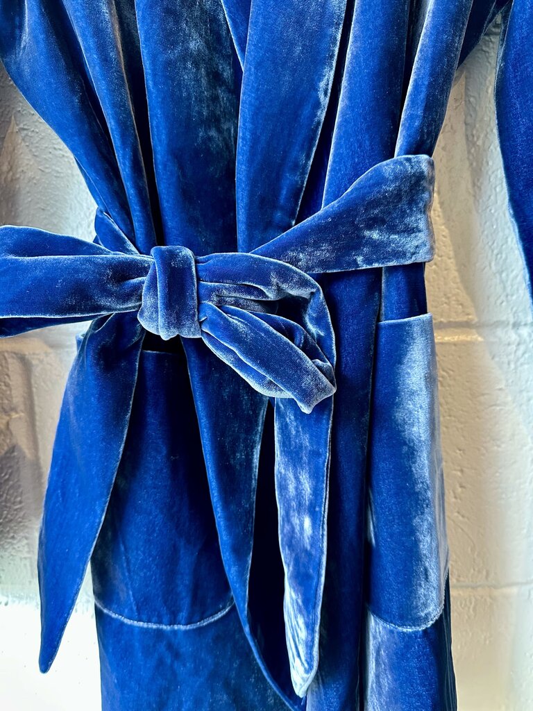 NEW By Mailina Velvet Tie Waist Blazer