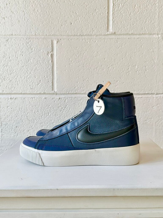 Nike NWT Sample High Top