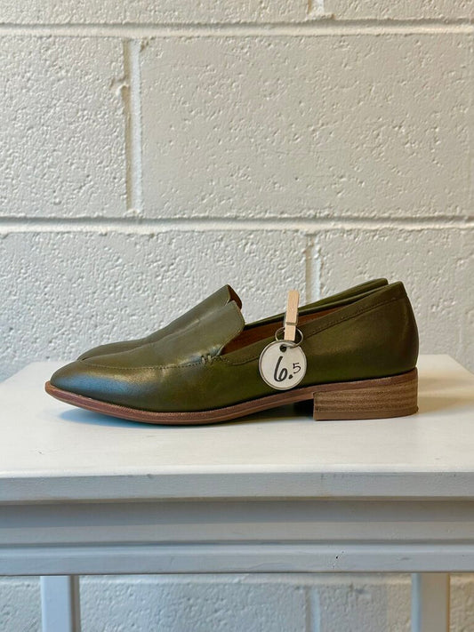 Madewell leather loafers (as is:wear)