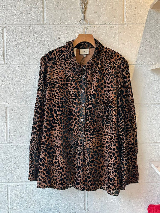 NEW Tuckernuck Velvet leopard print button down shirt