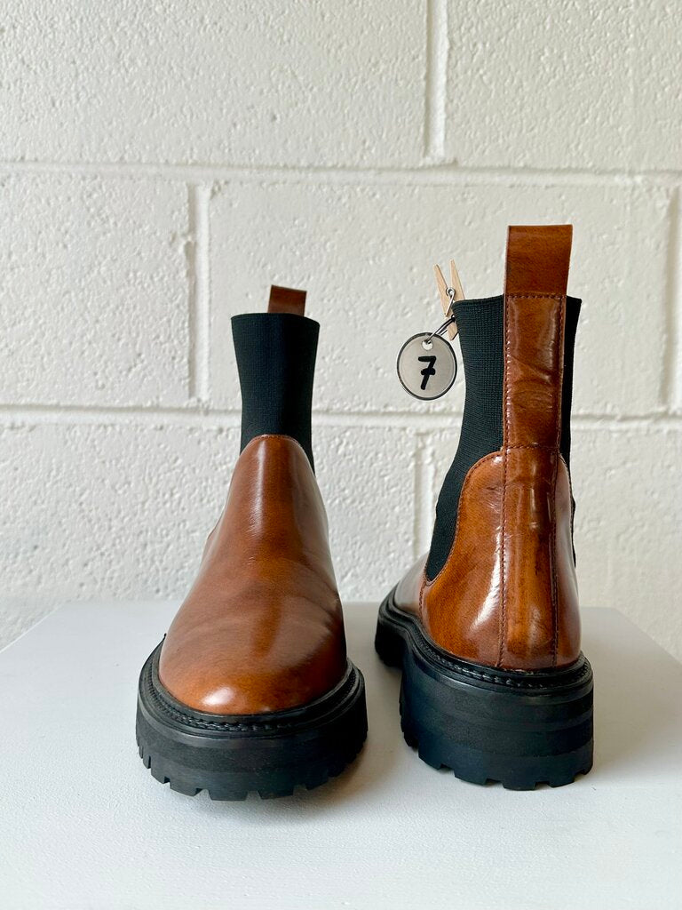 Loeffler Randall chelsea boots