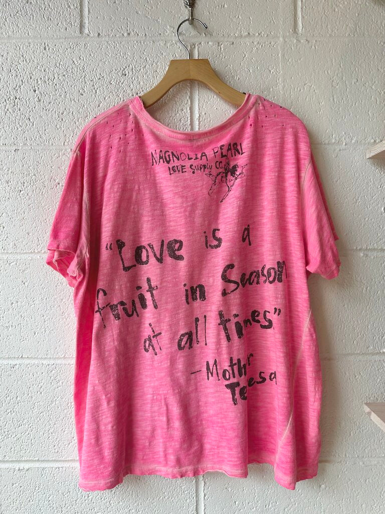 Magnolia Pearl 'Jesus Love Is' tee