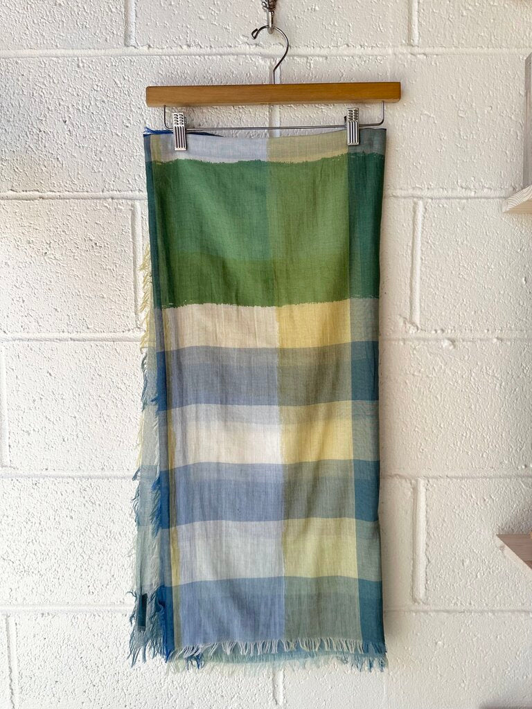 Burberry plaid scarf