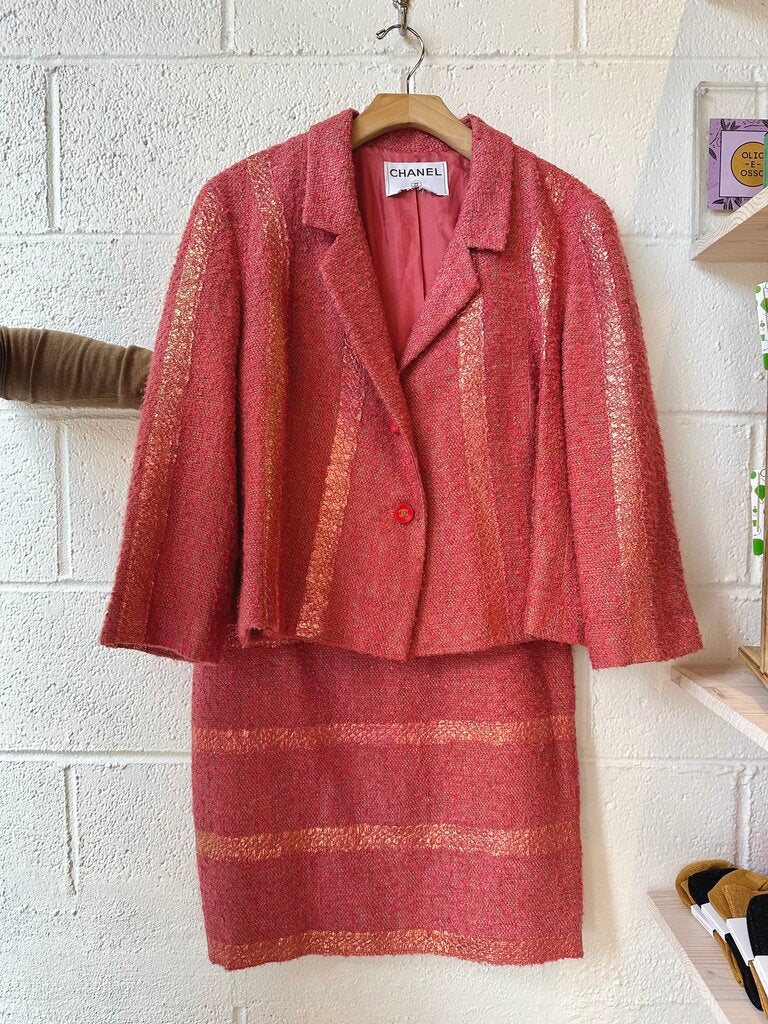 Vintage Chanel tweed boucle skirt / jacket SET