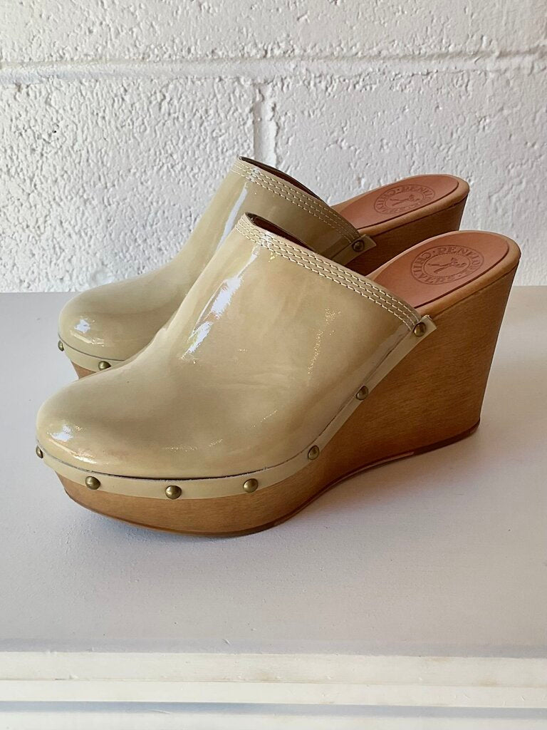 Penelope Chilvers patent leather wooden wedge clogs