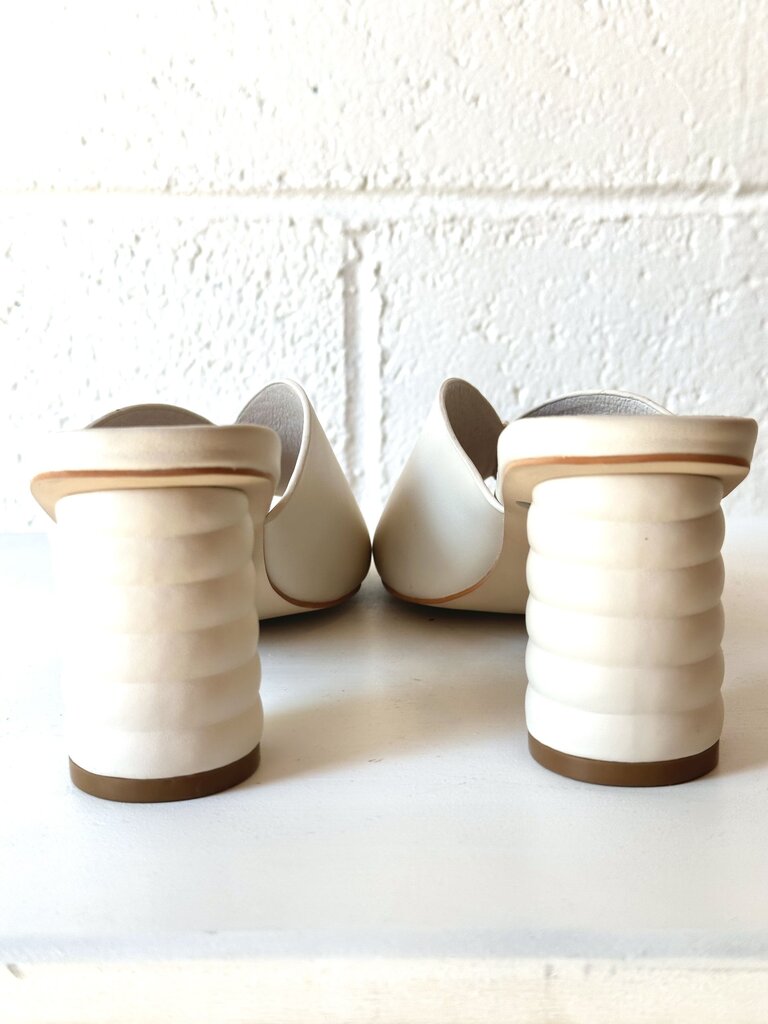 Intentionally Blank NEW 'Kamika' heels