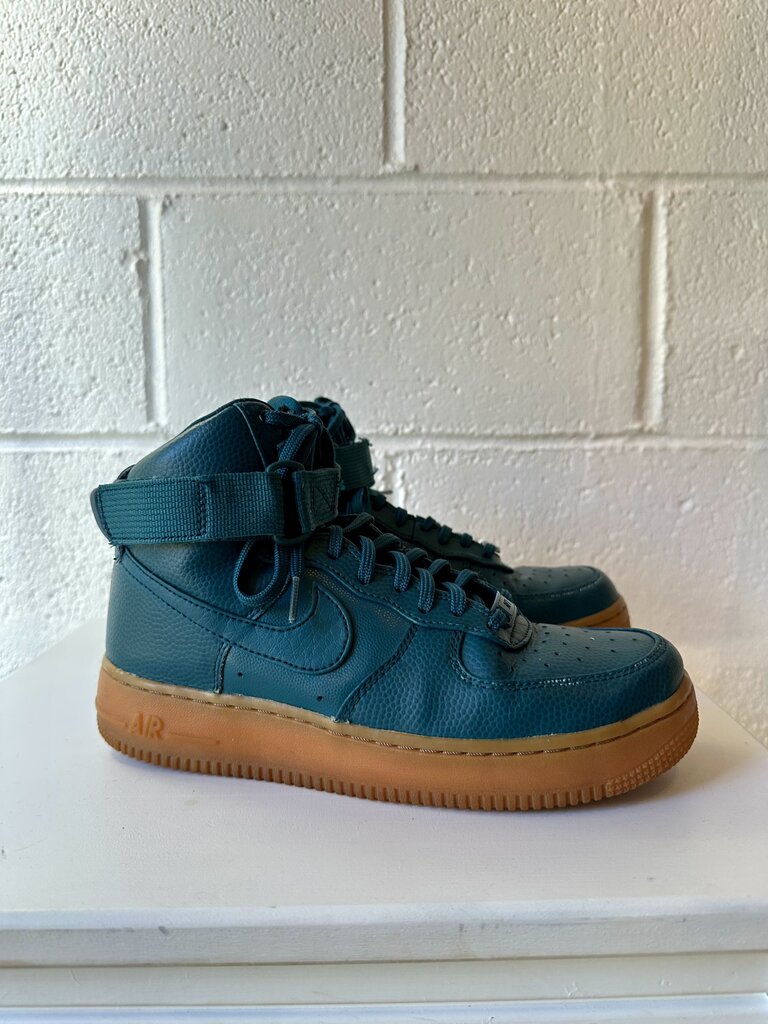 Nike Air Force 1 high-top sneakers