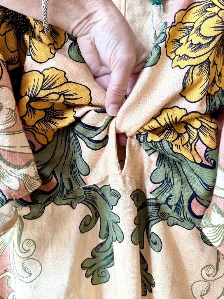 NEW FARM Rio 'Delicate Flower' midi dress