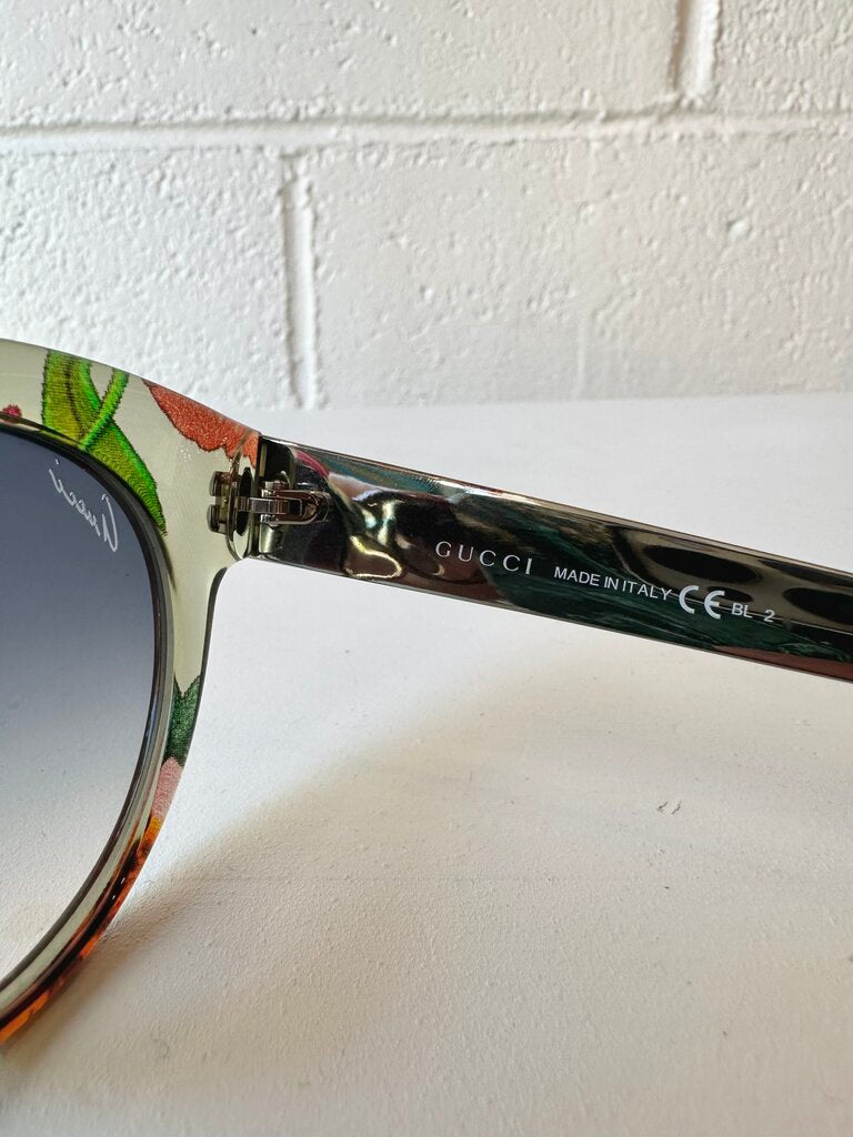 Gucci multicolor printed sunglasses