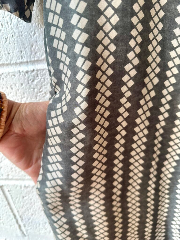 Marni 100% silk v neck midi dress
